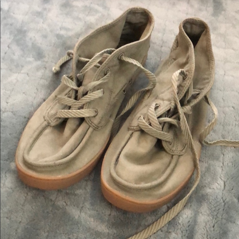 Sanuk sneakers! Brand new!